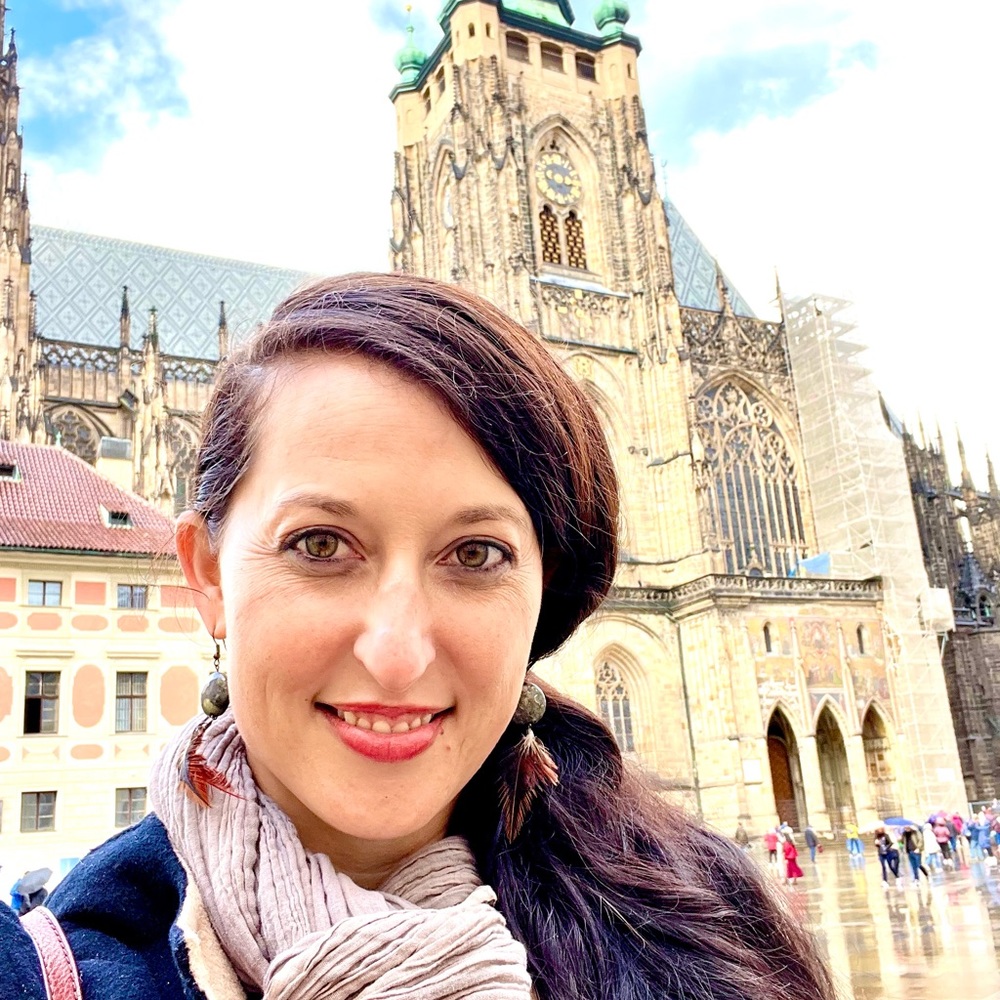 Meet your Posher, Hannah